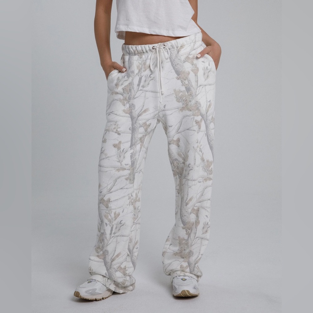 DAIRY BOY Woodland Camo Sweatpants M
